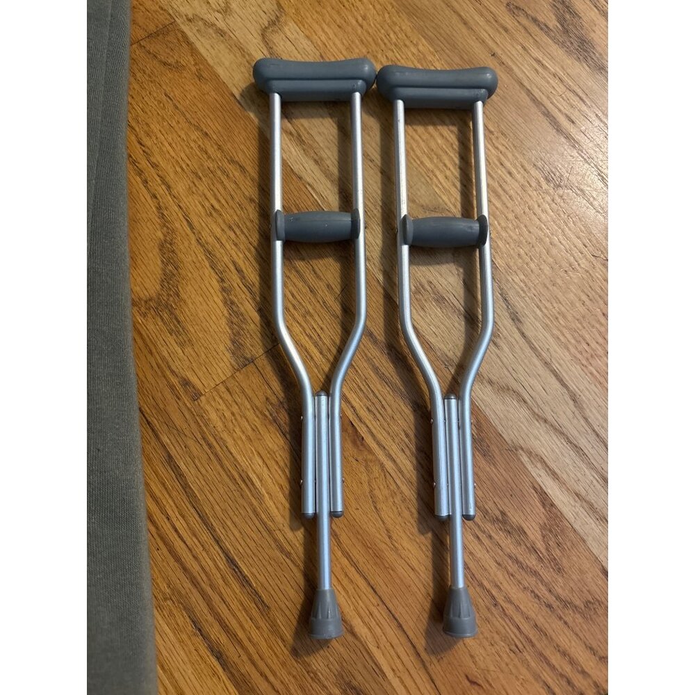 Adjustable Aluminum Underarm Crutches For Mobility‎ Support